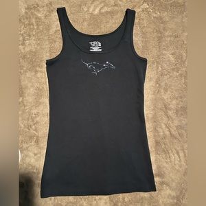 New black tank with light purple Swarovski rhinestone greyhound, small